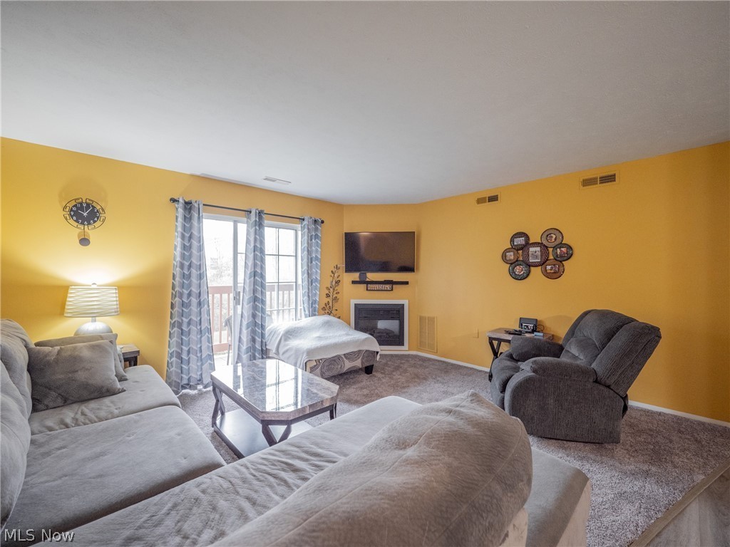 Liberty Pointe Condo Ph 01 - Residential