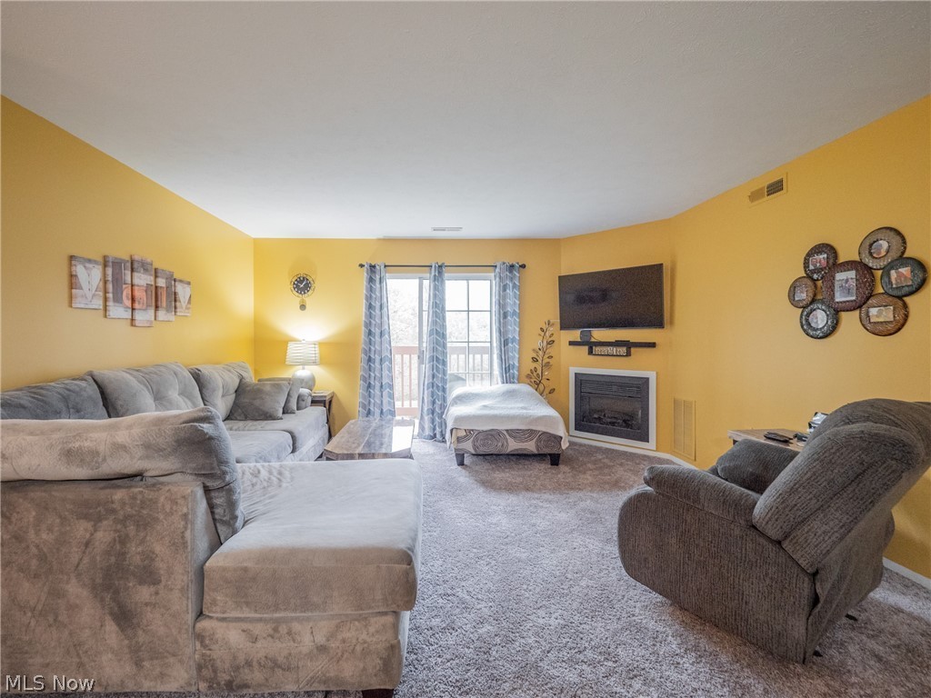 Liberty Pointe Condo Ph 01 - Residential