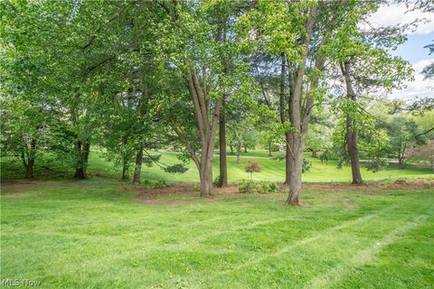 Tiny photo for 2810 Brentwood Close Street NW, Canton, OH 44708 (MLS # 5209722)