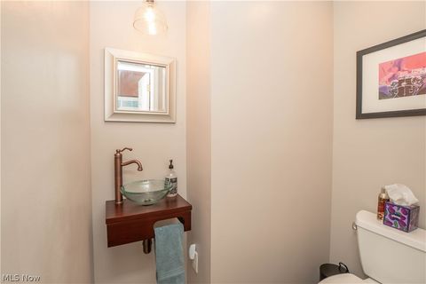 Tiny photo for 2810 Brentwood Close Street NW, Canton, OH 44708 (MLS # 5209722)