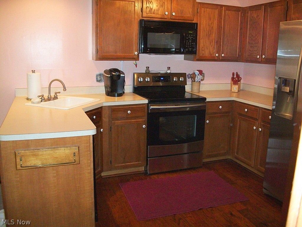 Burlington/Geauga Condo #8 - Residential