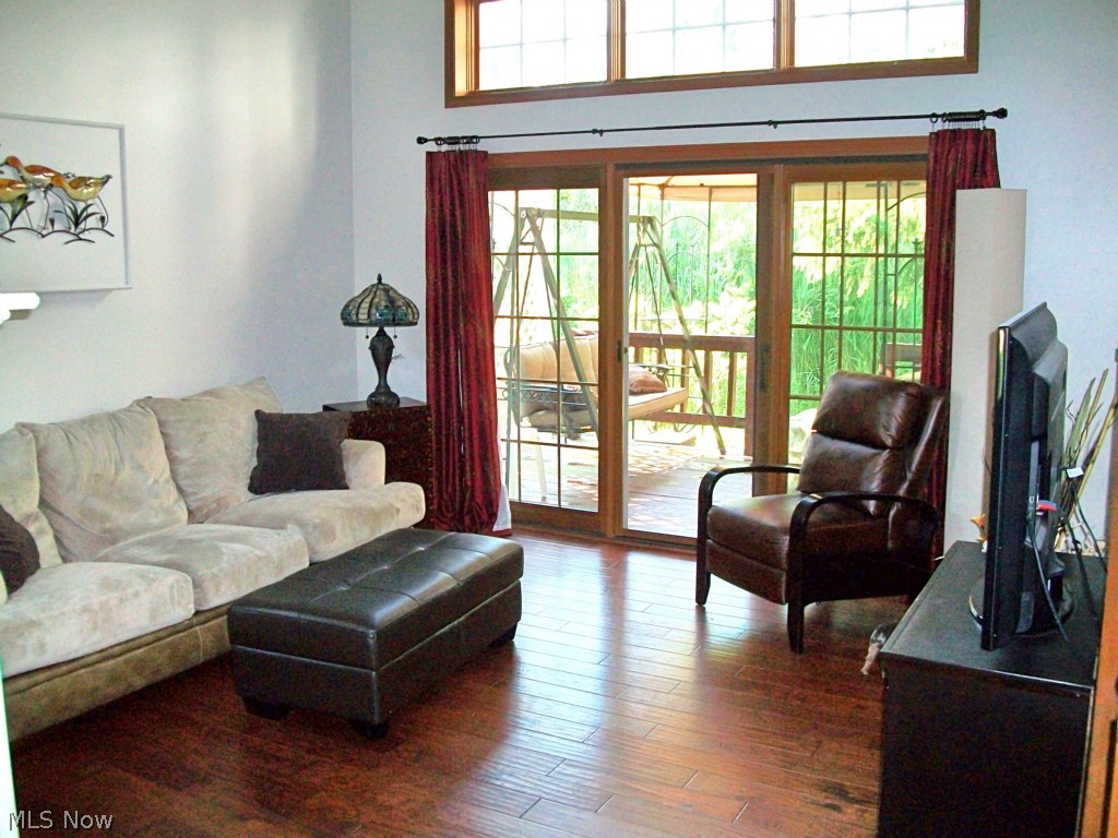 Burlington/Geauga Condo #8 - Residential