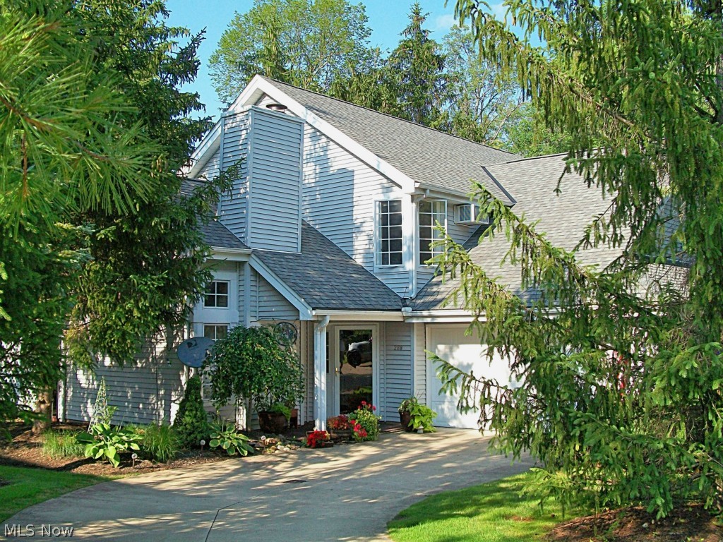 Burlington/Geauga Condo #8 - Residential