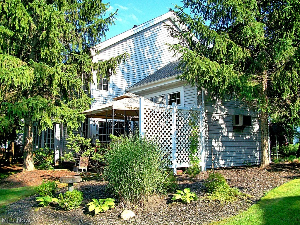 Burlington/Geauga Condo #8 - Residential