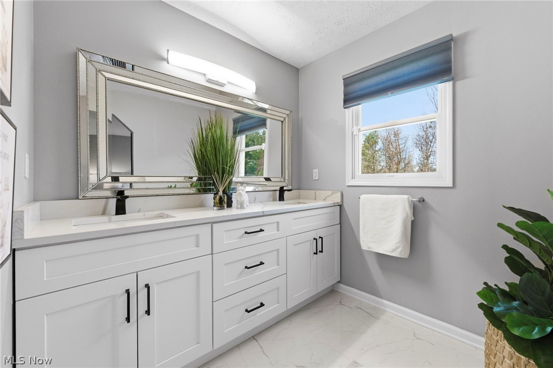 Village Lake Estates Sub - Residential