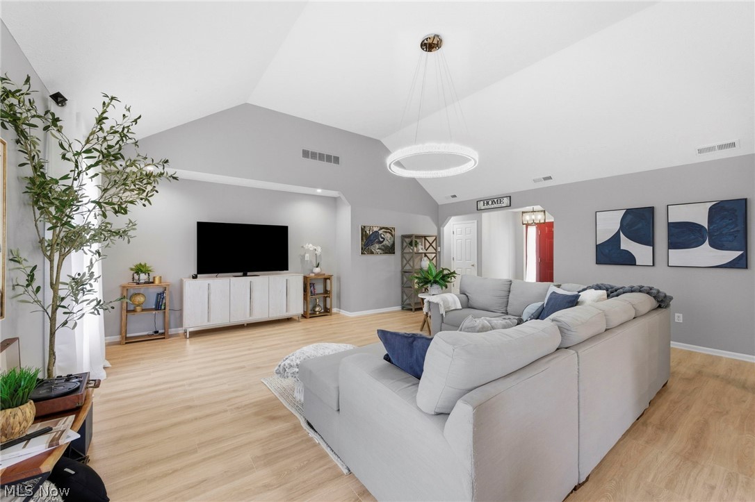 Village Lake Estates Sub - Residential