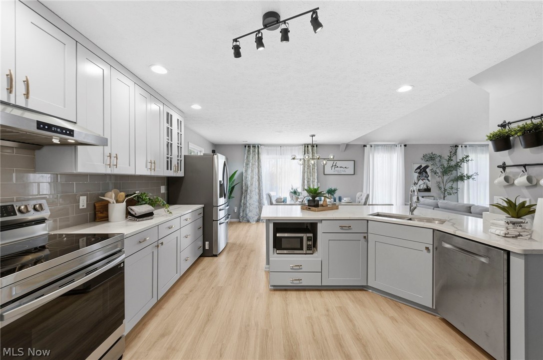 Village Lake Estates Sub - Residential