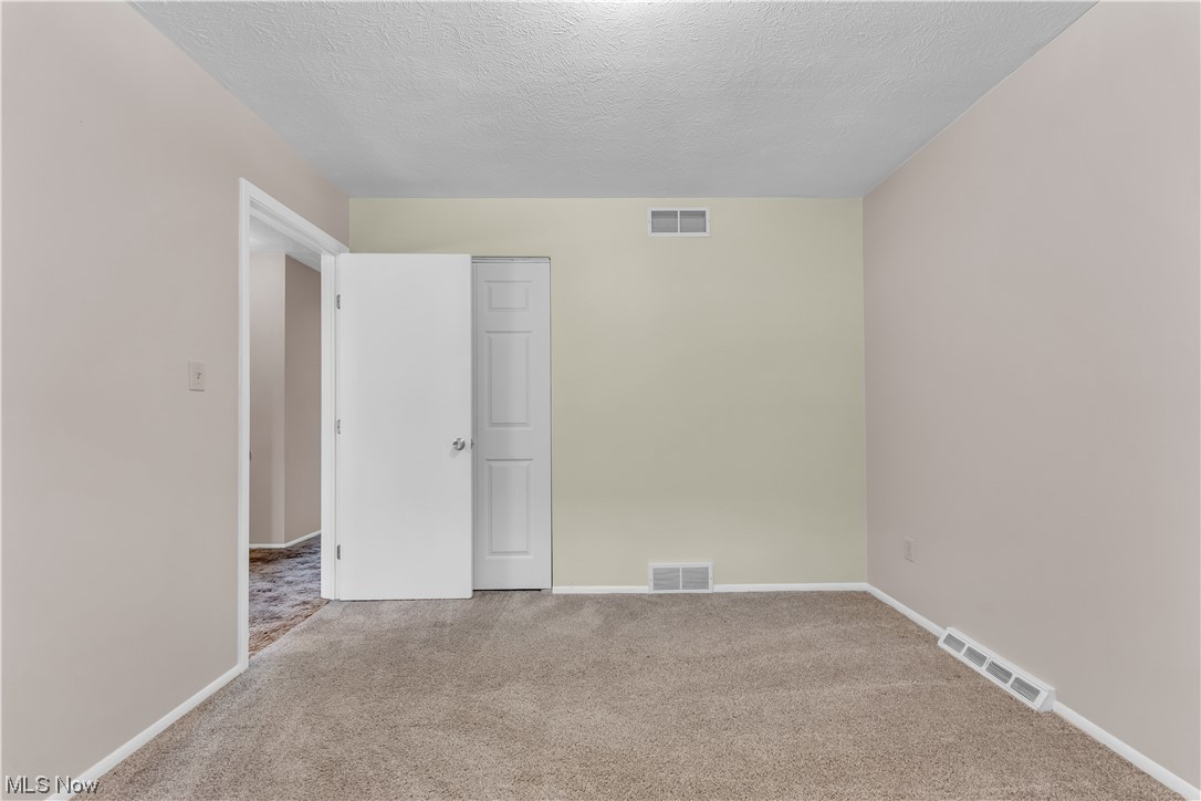 Skyview 01 - Residential Lease