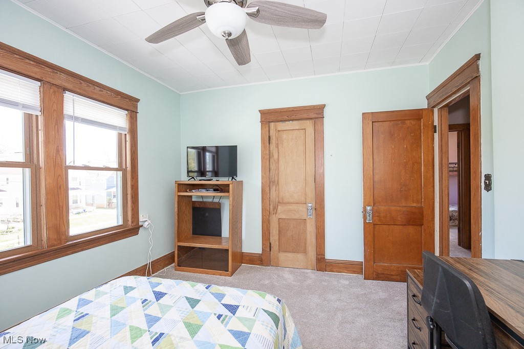 1584 Wagar Avenue, Lakewood, Ohio image 17