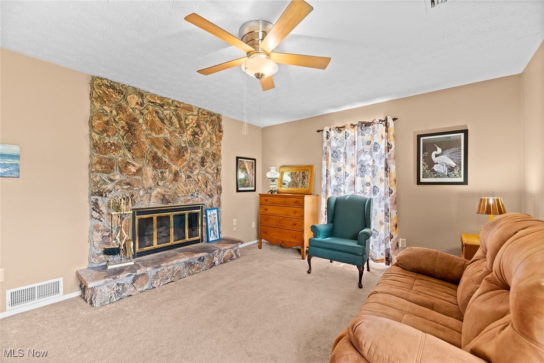 4916 Friar Road #D, Stow, Ohio image 17