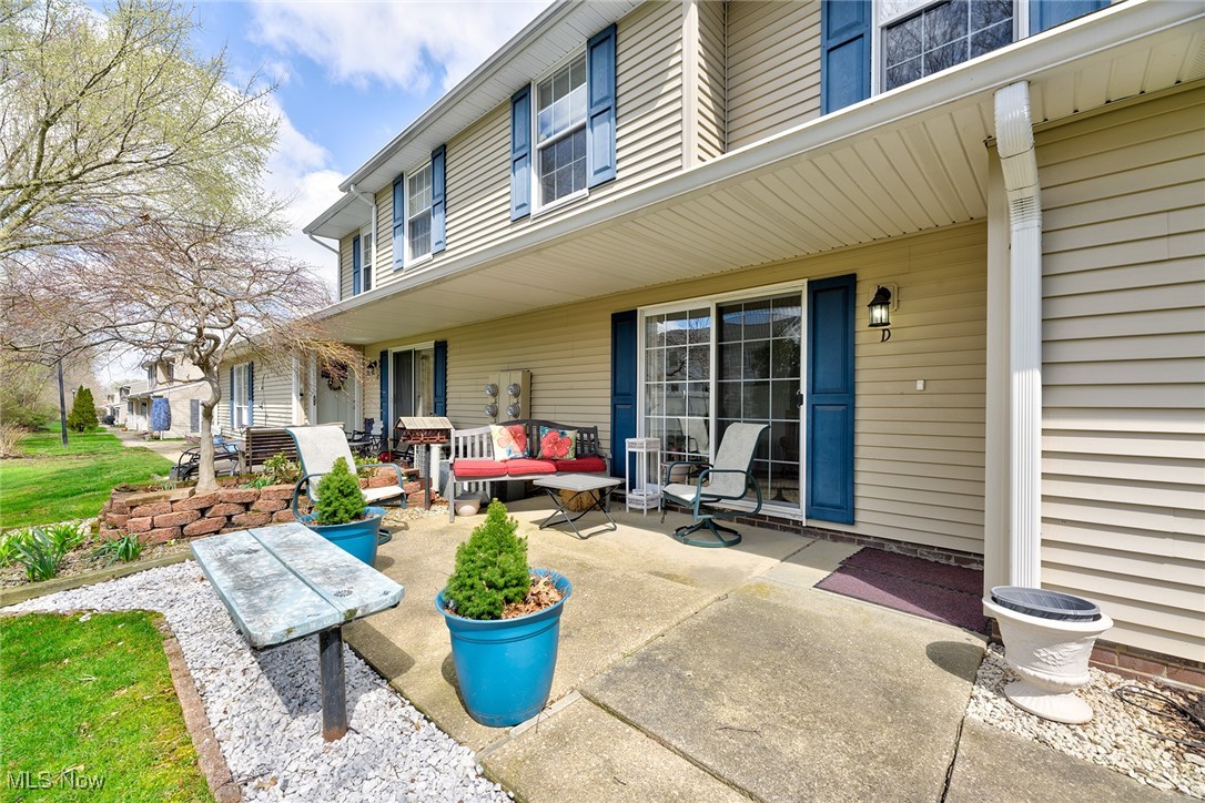 4916 Friar Road #D, Stow, Ohio image 3