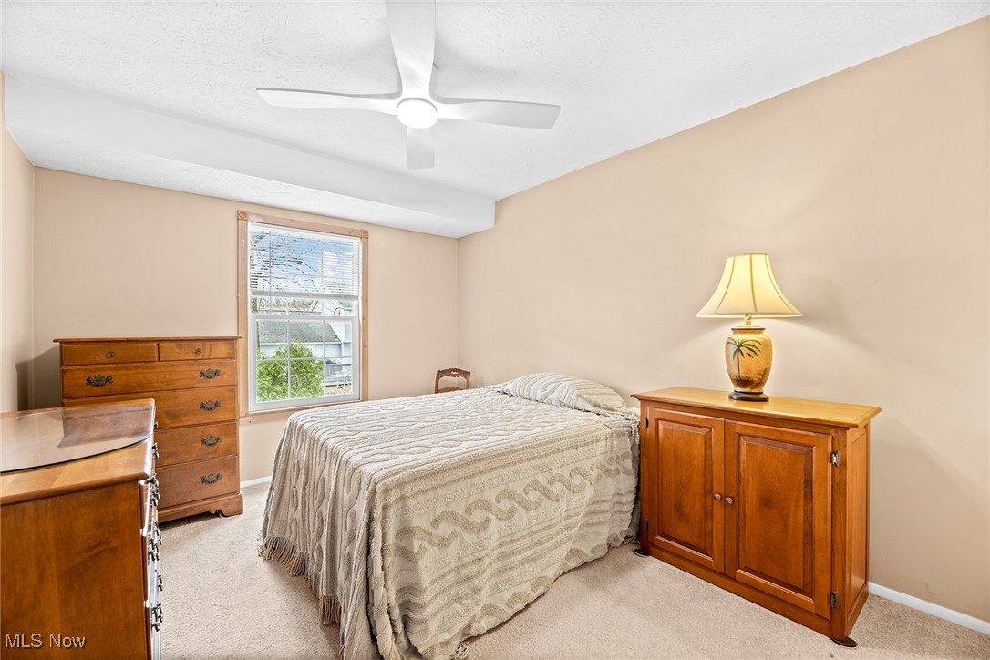 4916 Friar Road #D, Stow, Ohio image 27