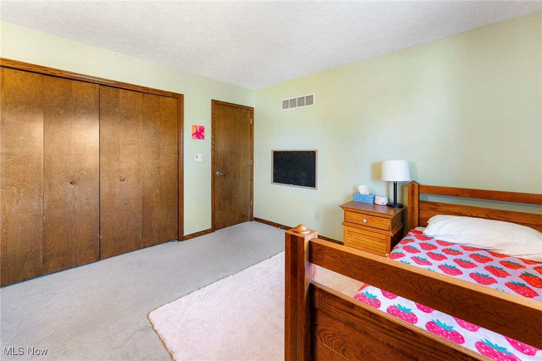 4375 Eastwicke Boulevard, Stow, Ohio image 32