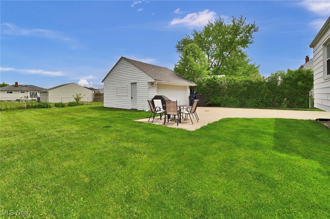 15854 Hummel Road, Brook Park, Ohio image 17