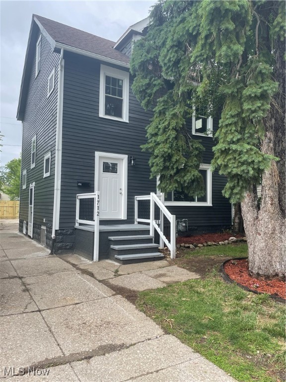 1712 Ardoyne Avenue