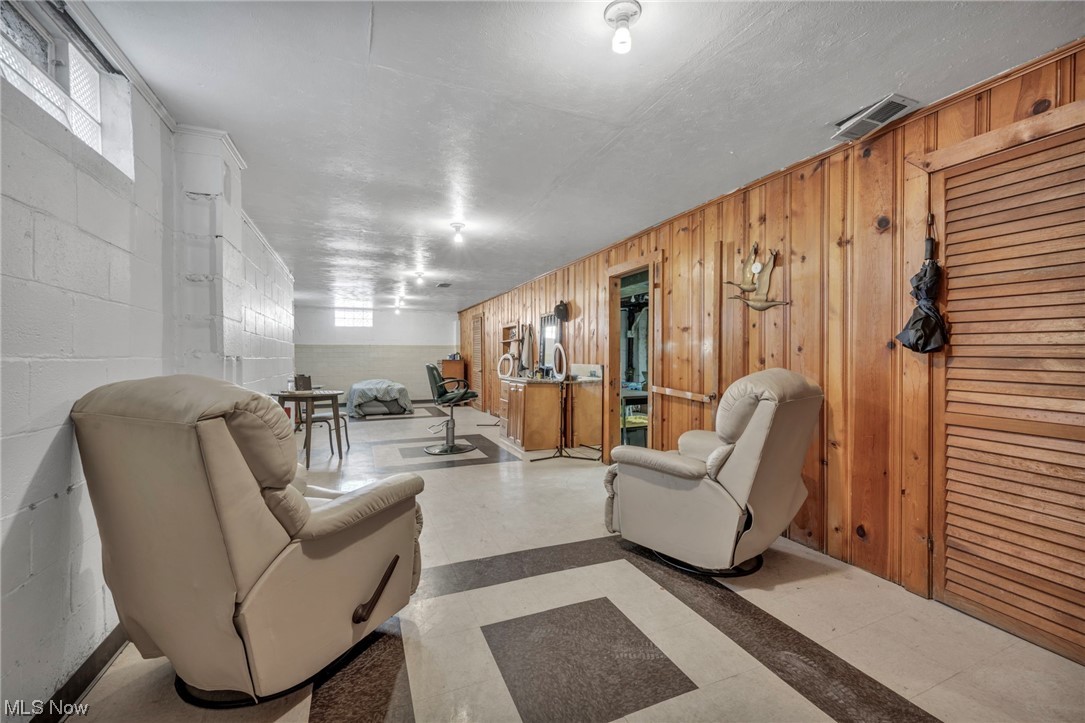 Eastlawn - Residential