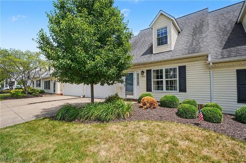 Condo For Sale - 4983 Bar Harbor Lane<br/> Stow, OH 44224