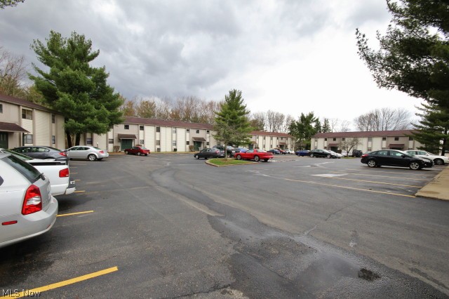 COLONY NORTH WATERSEDGE APT - Residential Lease