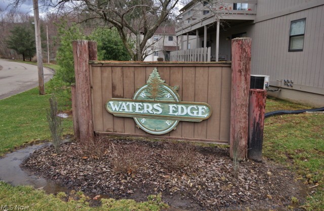 COLONY NORTH WATERSEDGE APT - Residential Lease