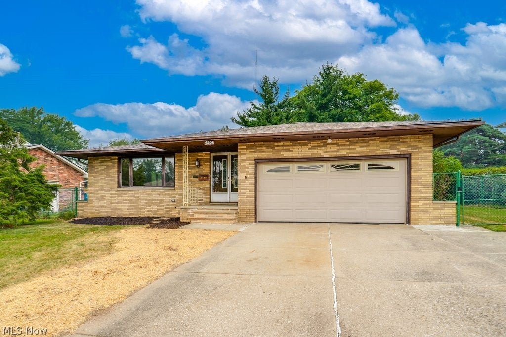 4304 Tamarack Drive