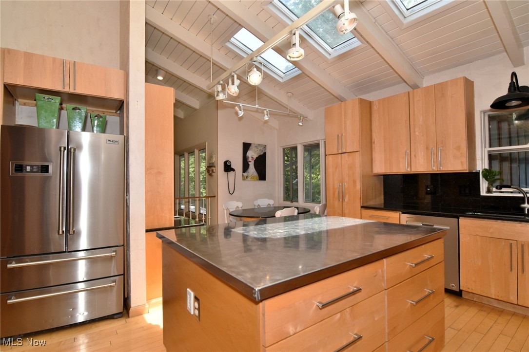 Ainsworth Cntry Estates Inc - Residential