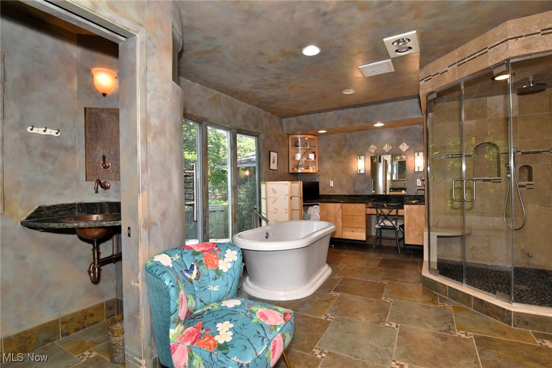 Ainsworth Cntry Estates Inc - Residential