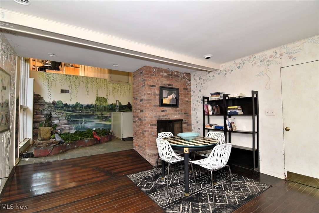 Ainsworth Cntry Estates Inc - Residential