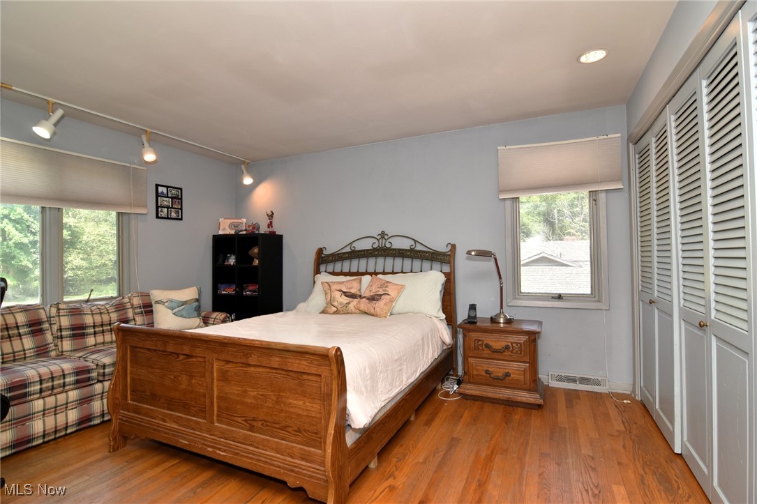 Ainsworth Cntry Estates Inc - Residential