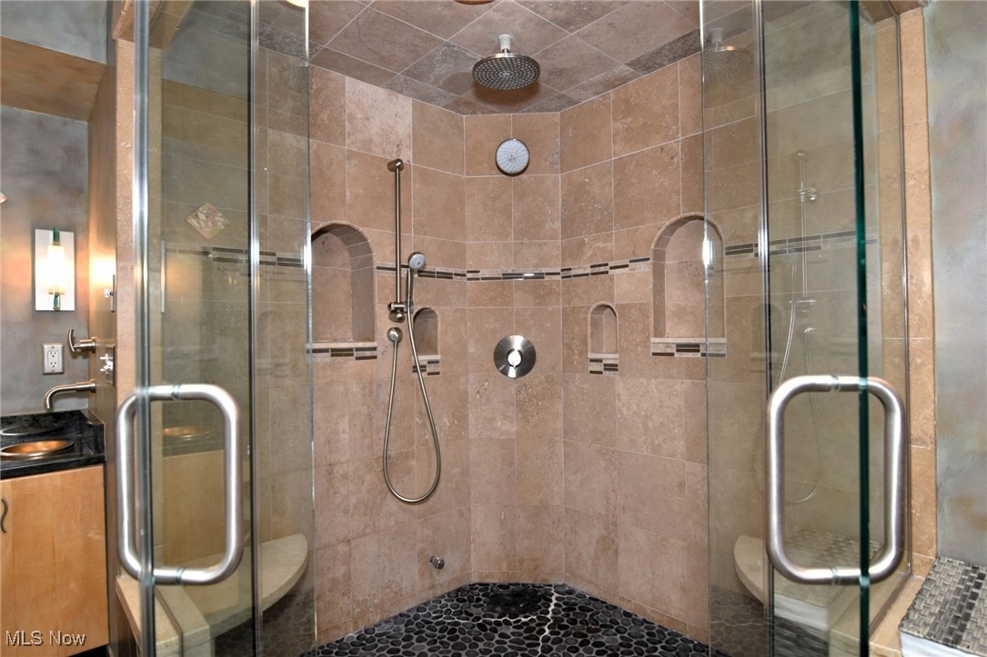 Ainsworth Cntry Estates Inc - Residential