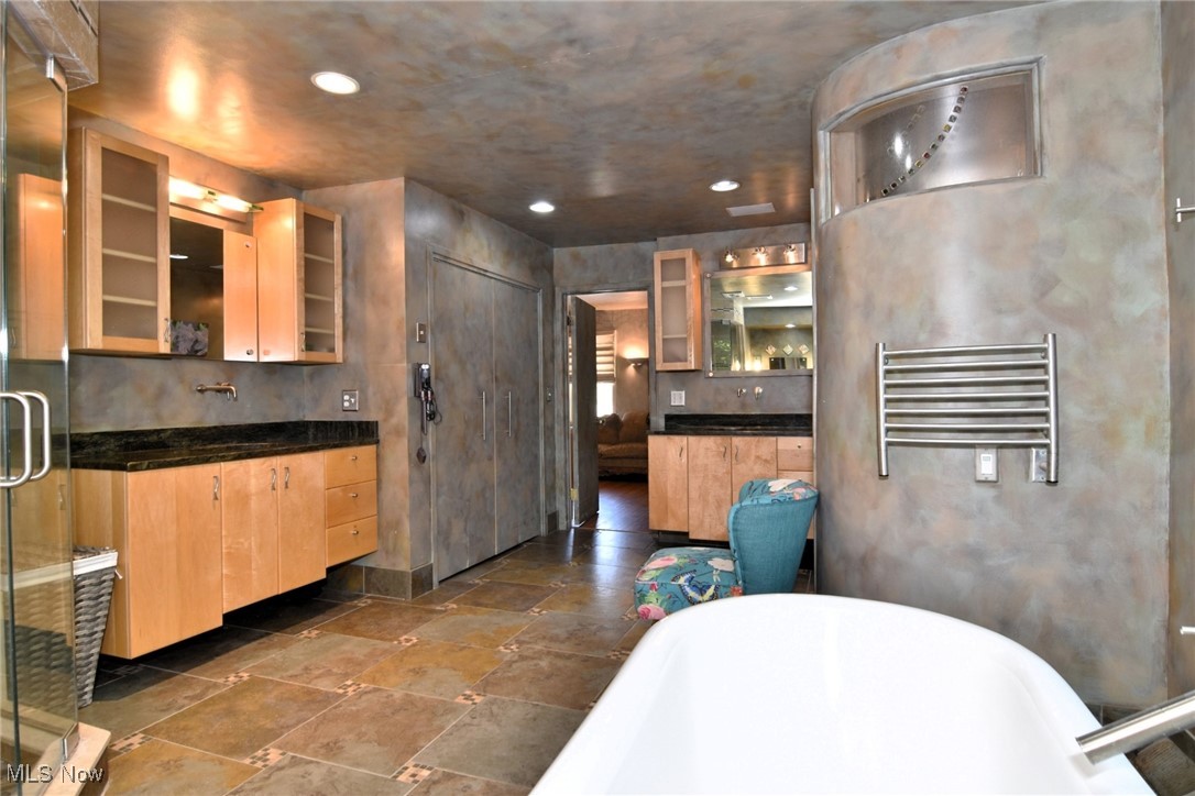 Ainsworth Cntry Estates Inc - Residential