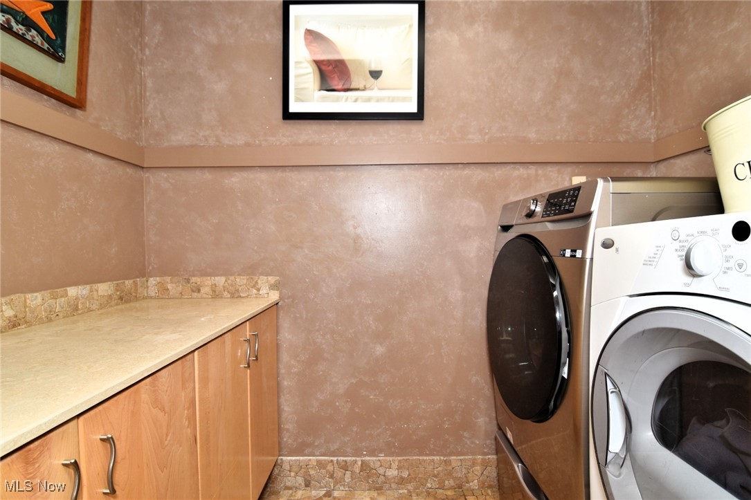 Ainsworth Cntry Estates Inc - Residential