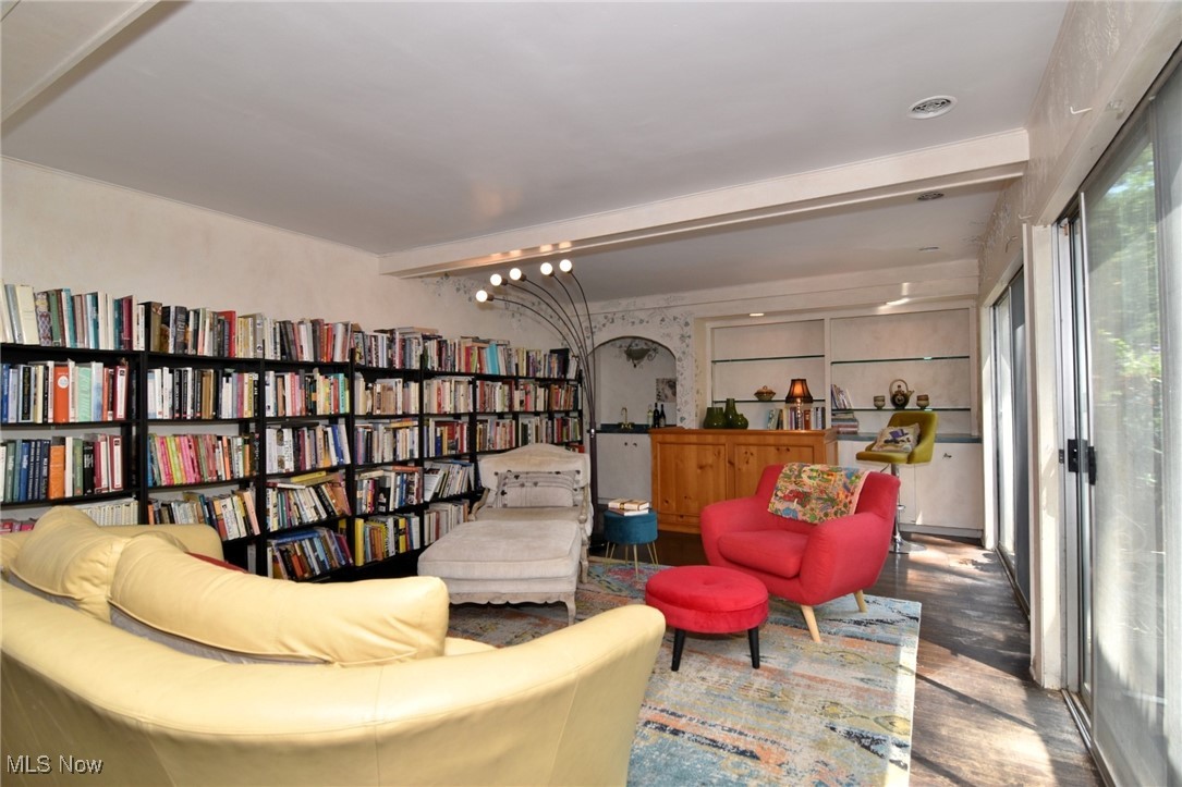 Ainsworth Cntry Estates Inc - Residential