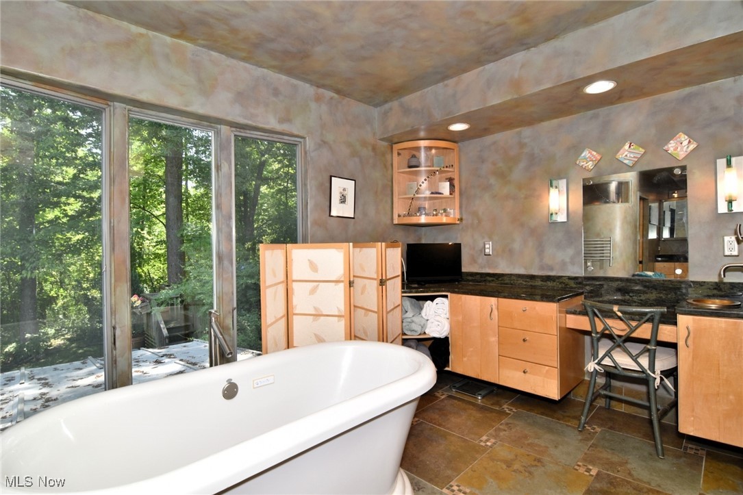 Ainsworth Cntry Estates Inc - Residential