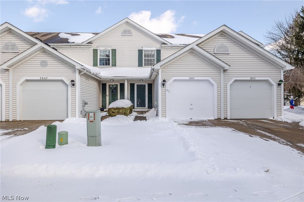 Photo of 3805 Laurel Road, Brunswick, OH 44212 (MLS # 5188975)