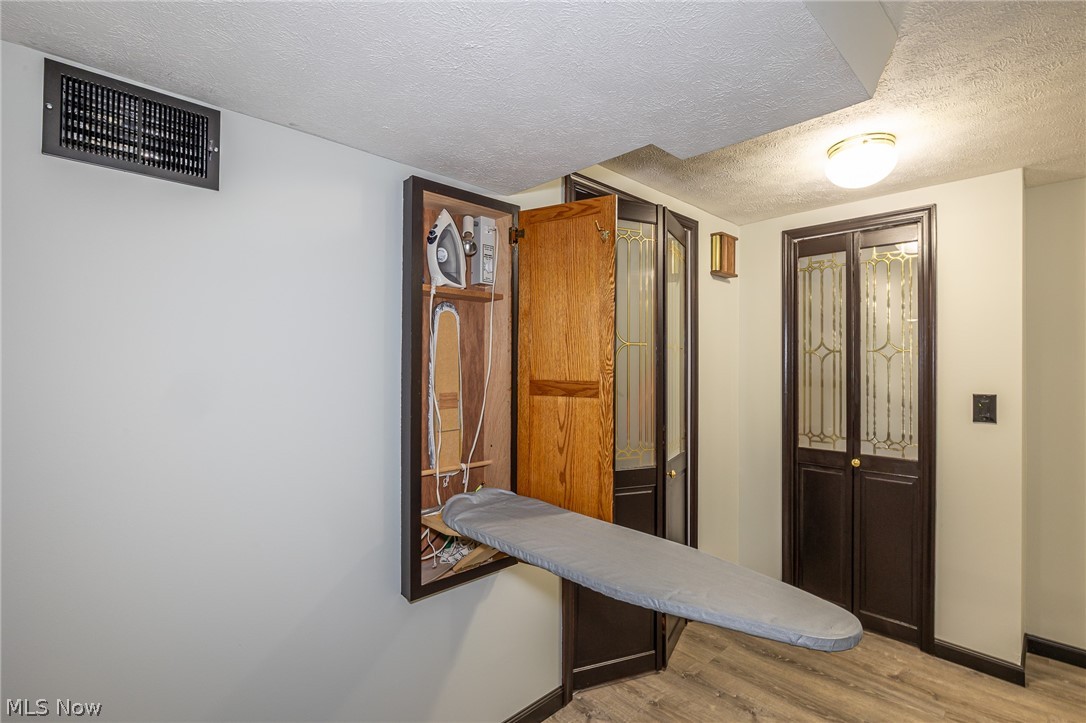 Pine Brook Estate - Residential