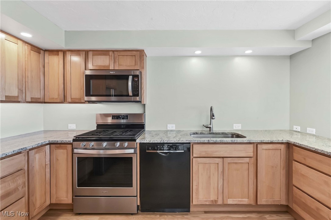 12900 Lake #1122, Lakewood, Ohio image 11