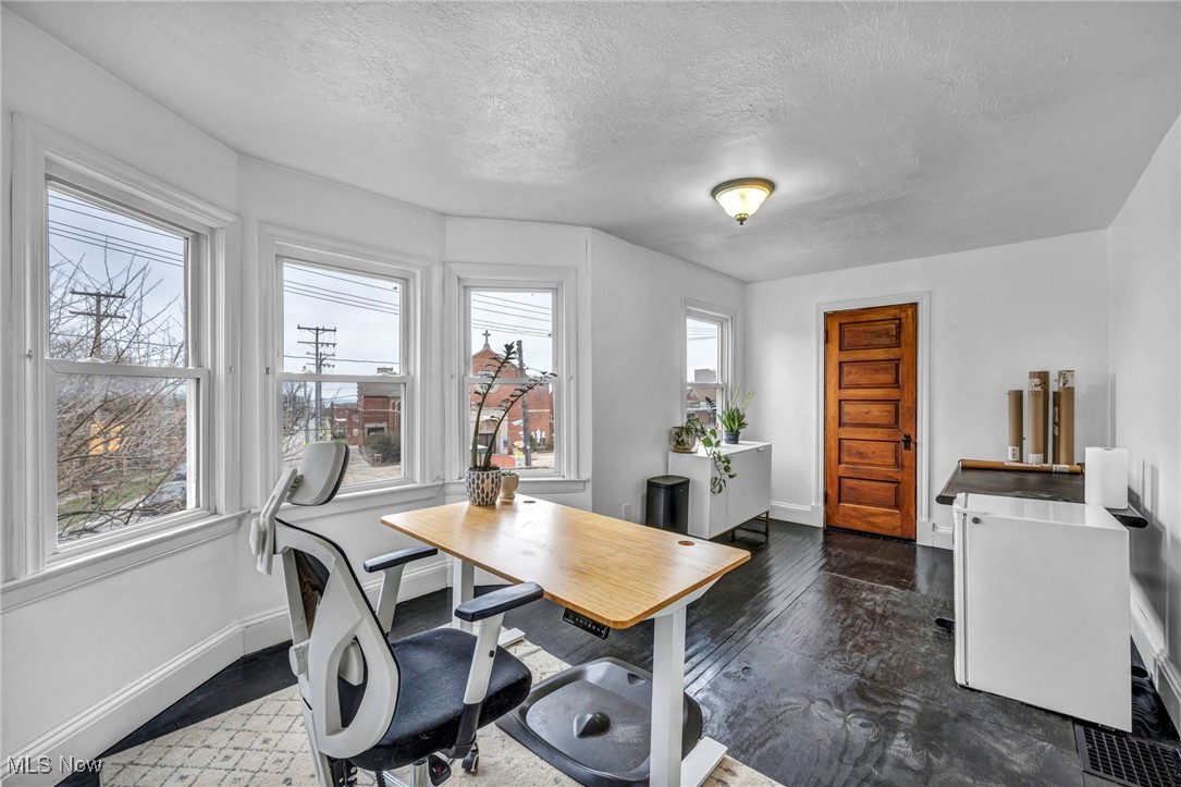 6933 Detroit Avenue, Cleveland, Ohio image 19