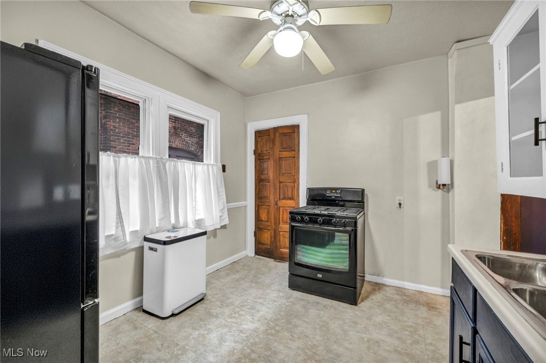 6933 Detroit Avenue, Cleveland, Ohio image 11