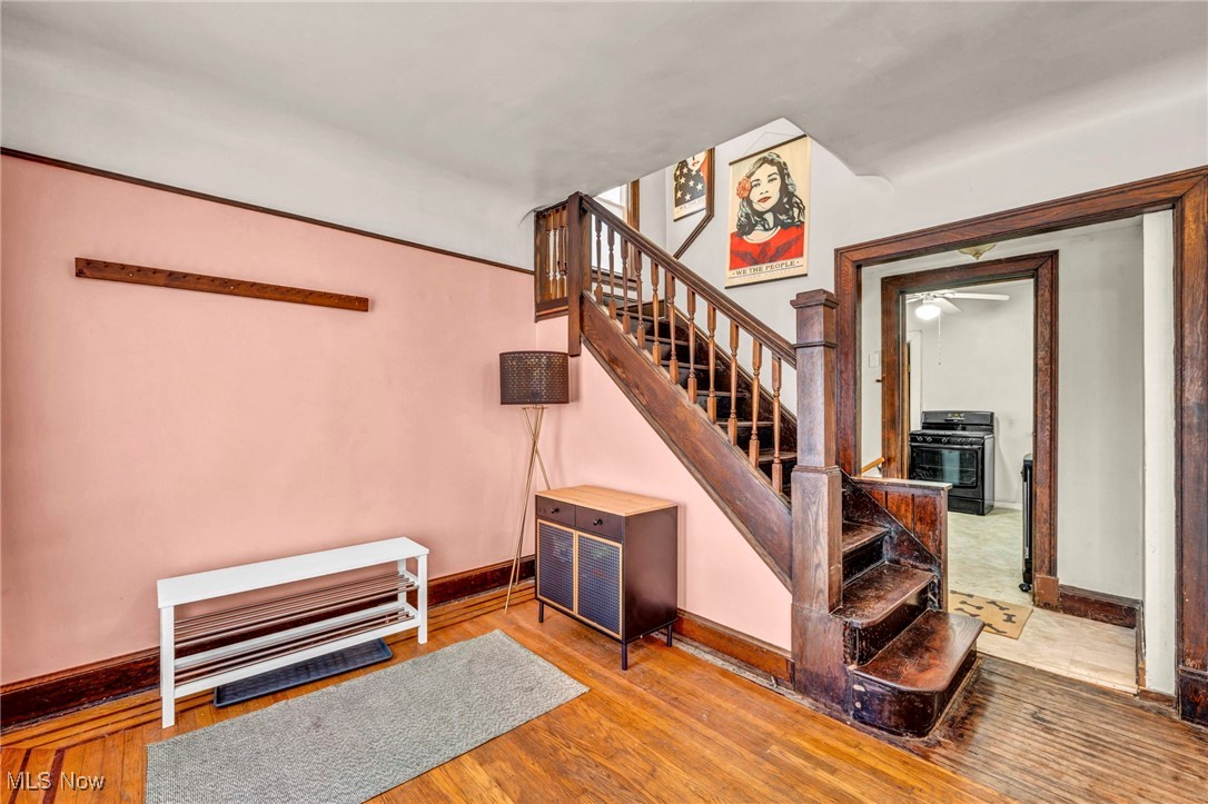 6933 Detroit Avenue, Cleveland, Ohio image 33