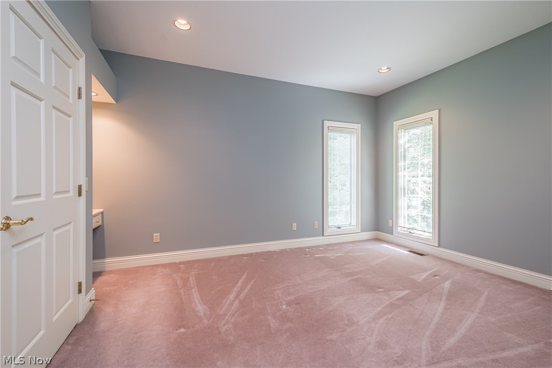 Woods At Nobles Pond - Residential