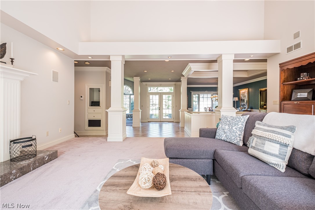 Woods At Nobles Pond - Residential