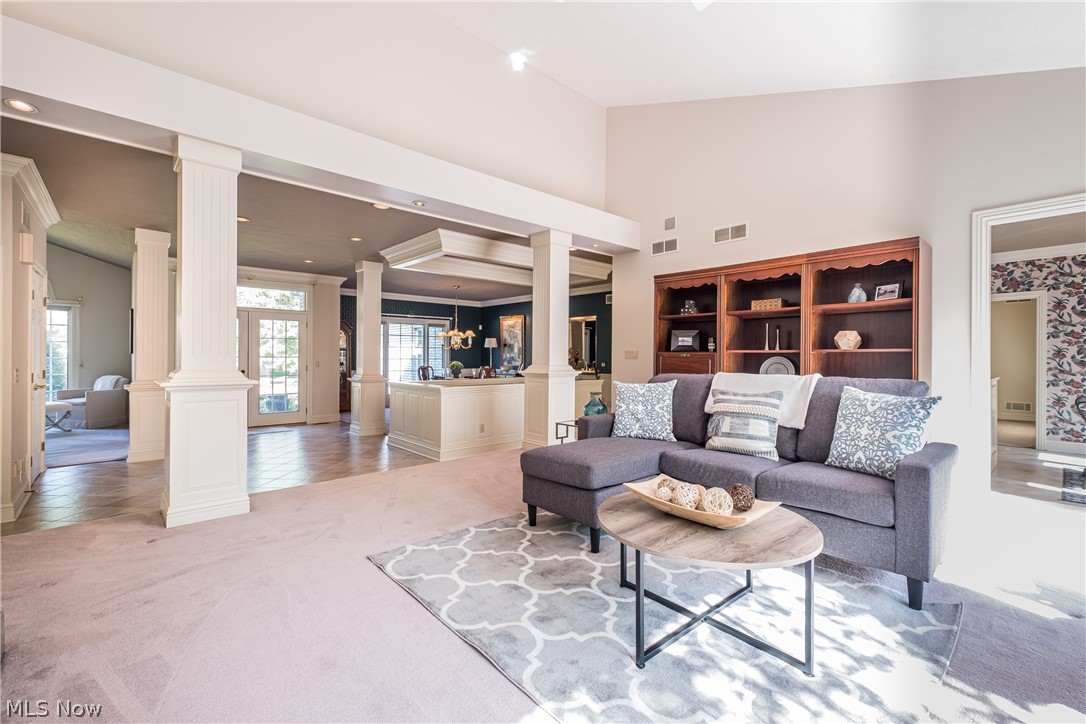 Woods At Nobles Pond - Residential