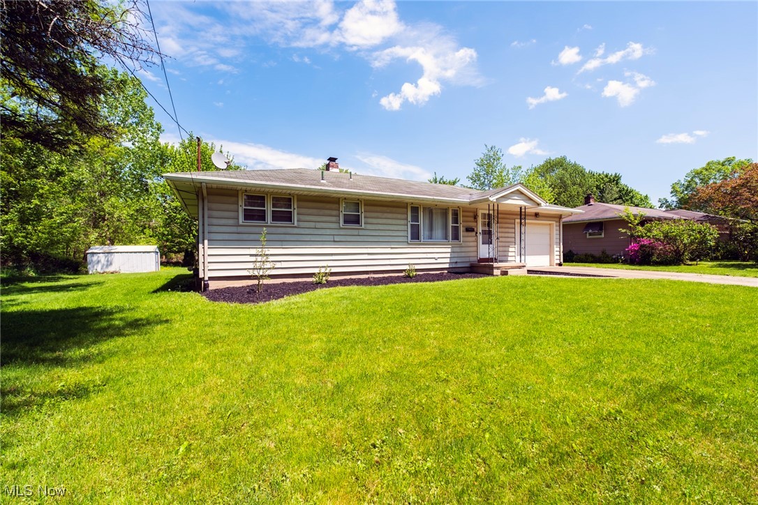 1617 Norwood Avenue, Girard, Ohio image 3