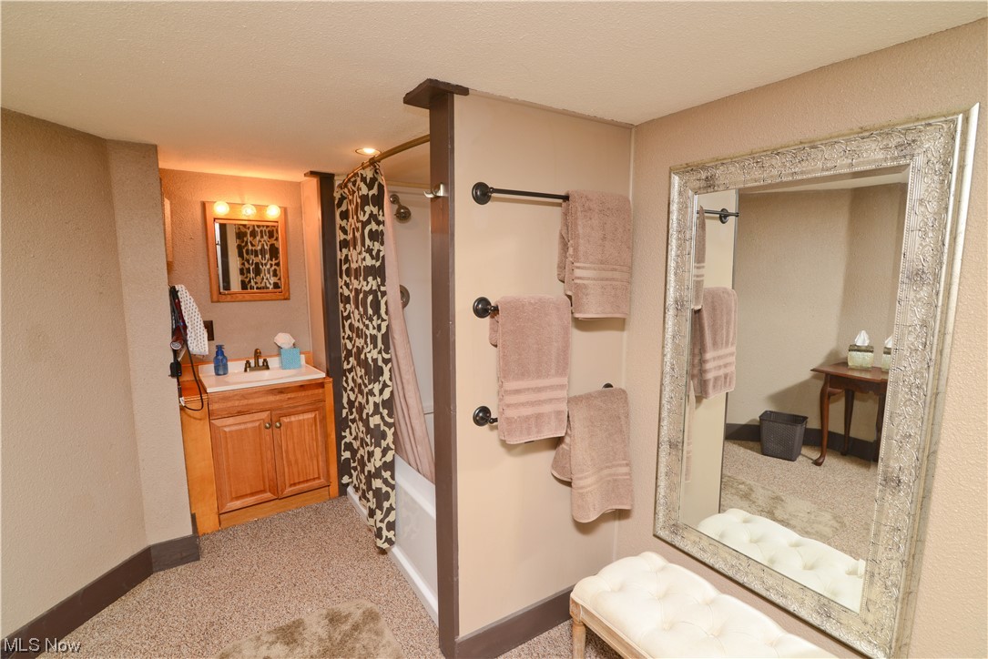 Village/Lowellville - Residential