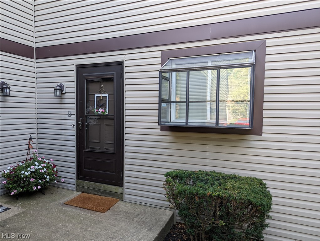 Hillsdale Ridge Condo - Residential