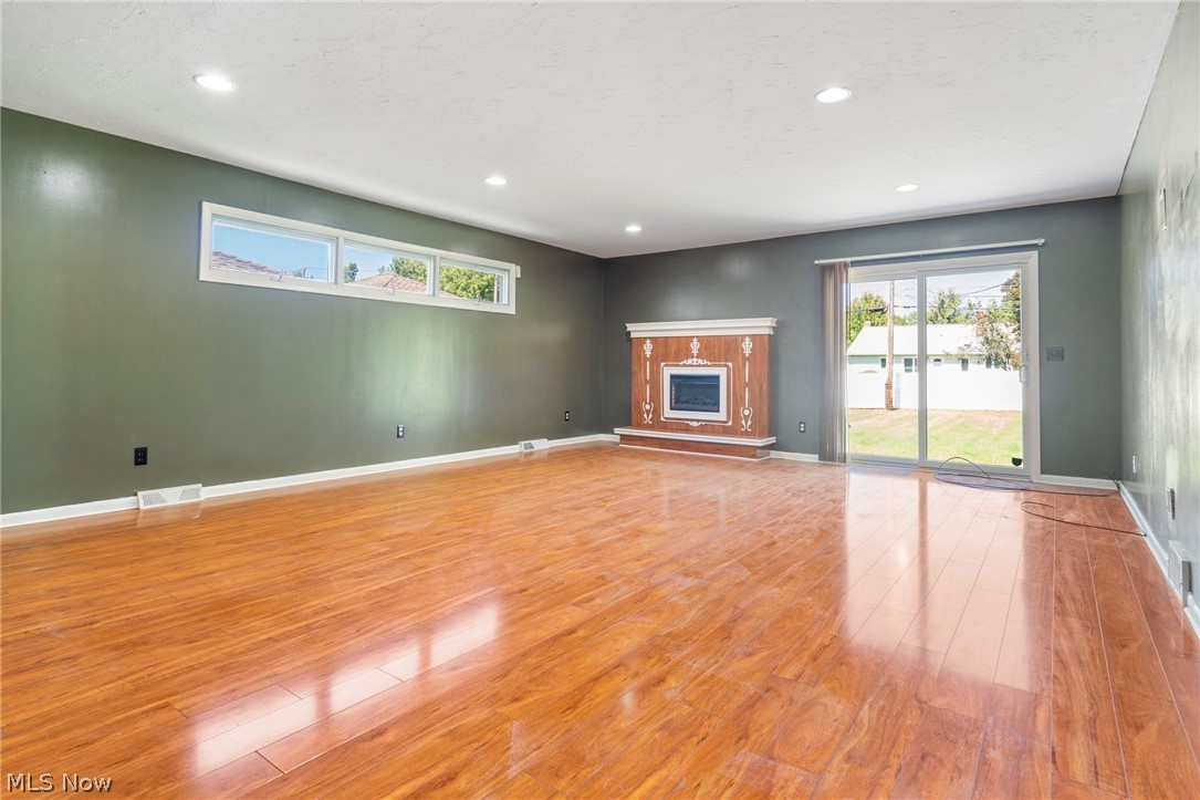 Sedgewick Land Companys 02 Re - Residential Lease