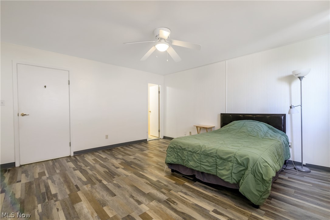 Carlton House Condo - Residential