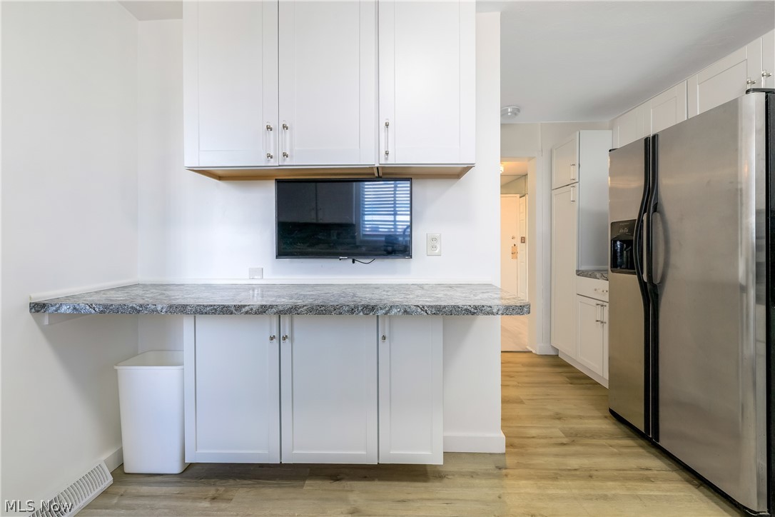 Carlton House Condo - Residential