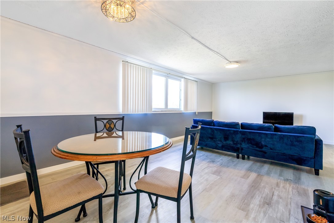 Carlton House Condo - Residential