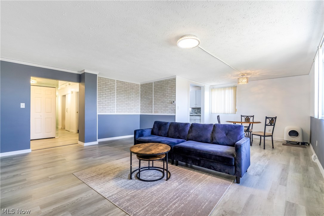 16100 Van Aken Boulevard 507